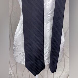 🌹 Perry Ellis Portfolio 🌹 100% Silk Black Tie